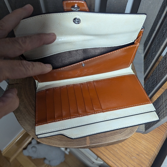 Bostanten Women's Wallet NWT - Picture 3 of 11